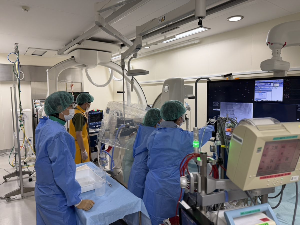 IVR+ECMO